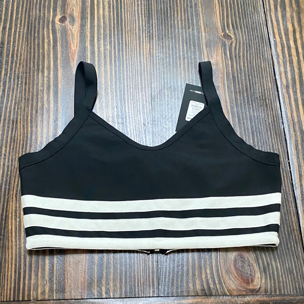 Fashion Nova Black and White zippered crop top - size XL - NWT - Picture 2 of 5